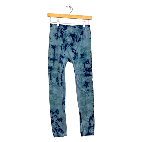 Blue Star Clothing Company Blue Tie-Dye Thin Leggings Size Medium - Picture 1 of 7